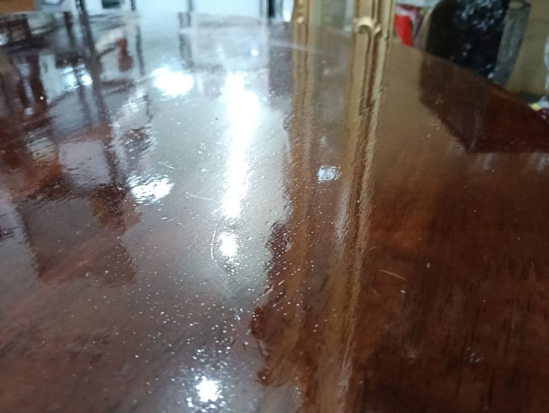 y　円形木製テーブル 光沢仕上げ 74cm　※テーブルのみ