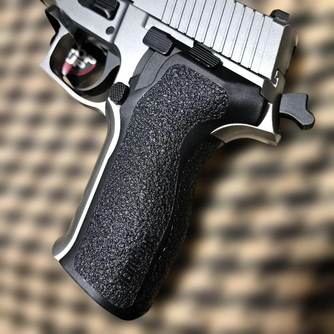 東京マルイ製　SIG SAUER P226　E2 ステンレスモデル　シールズ