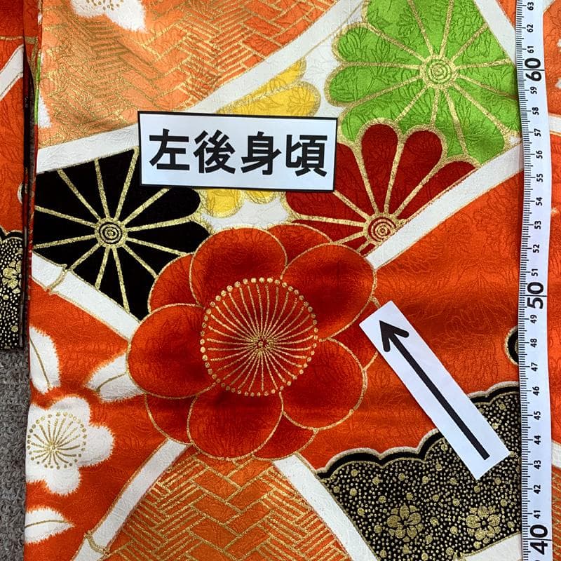 503ag11着物のみ□七五三 三歳 女児 着物&被布 金彩 梅 菊 □美品