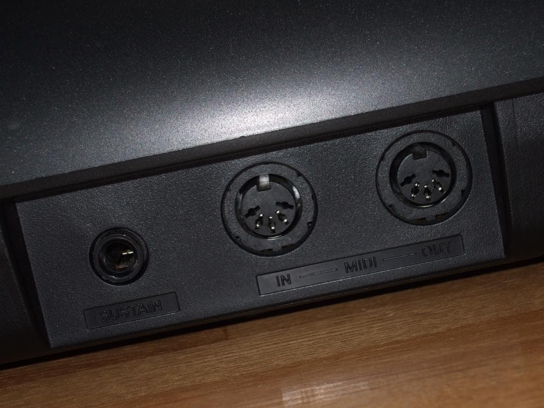 YAMAHA NP-11 電子ピアノ ピアジェーロ ペダル付き【送料込】
