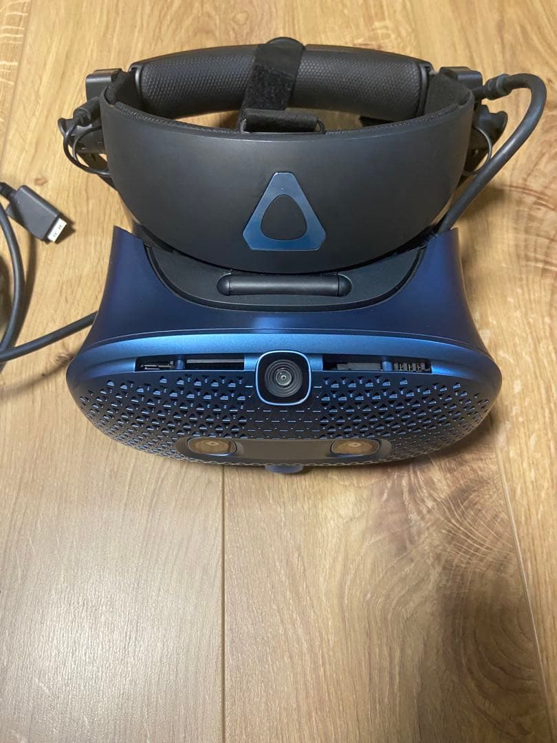 HTC VIVE COSMOS フルセット VRゴーグル