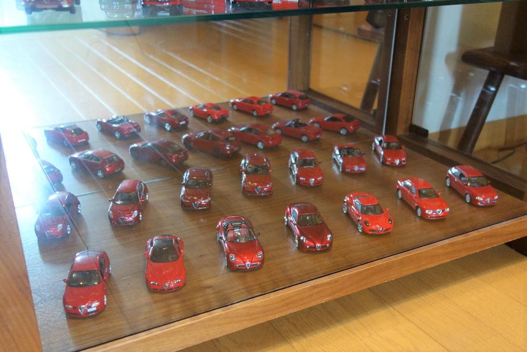 ⭐︎レア⭐︎バラ売り不可　アルファロメオ赤限定コレクション73台