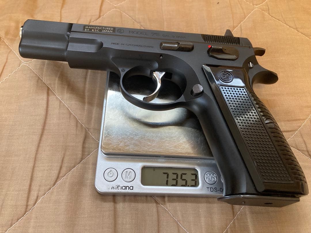 が*き様 重量感！ Cz75 ガスブローバック