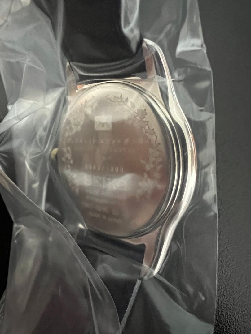 【新品未使用品】ヴァイオレットエヴァーガーデン 腕時計 革バンド