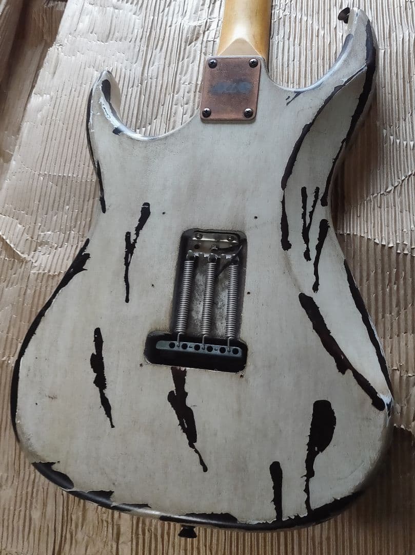 AXL ストラトキャスタータイプ　ギター　ジャンク