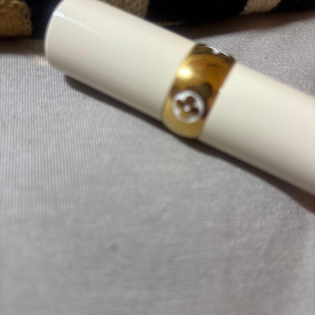 ルイヴィトン　リップバーム051 付属品全て有り　ラメ子様