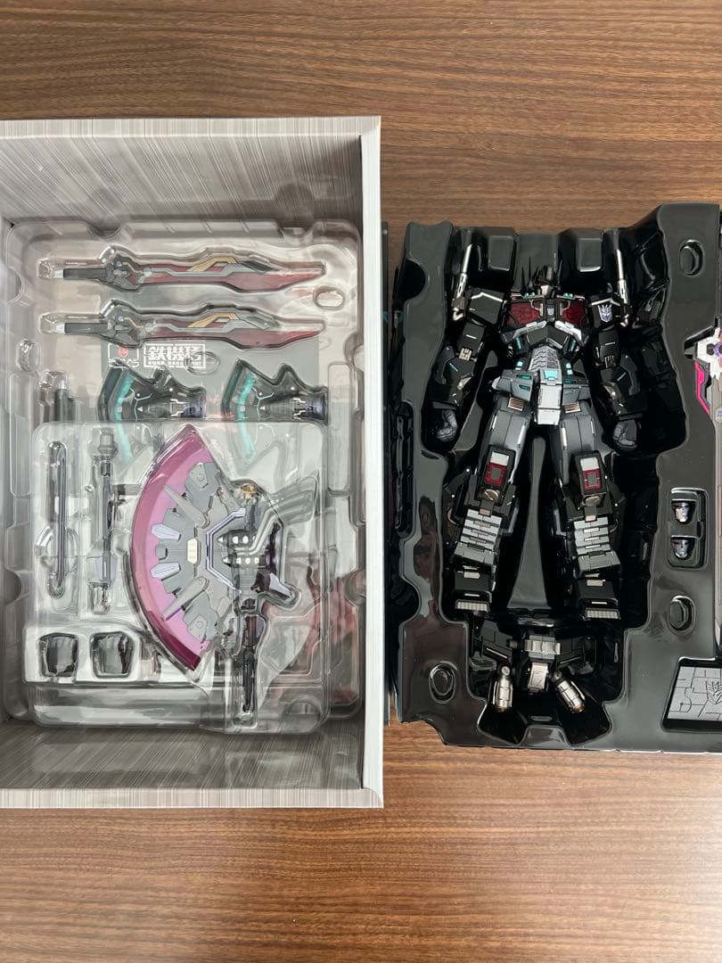 鉄機巧　ネメシスプライム　トランスフォーマー