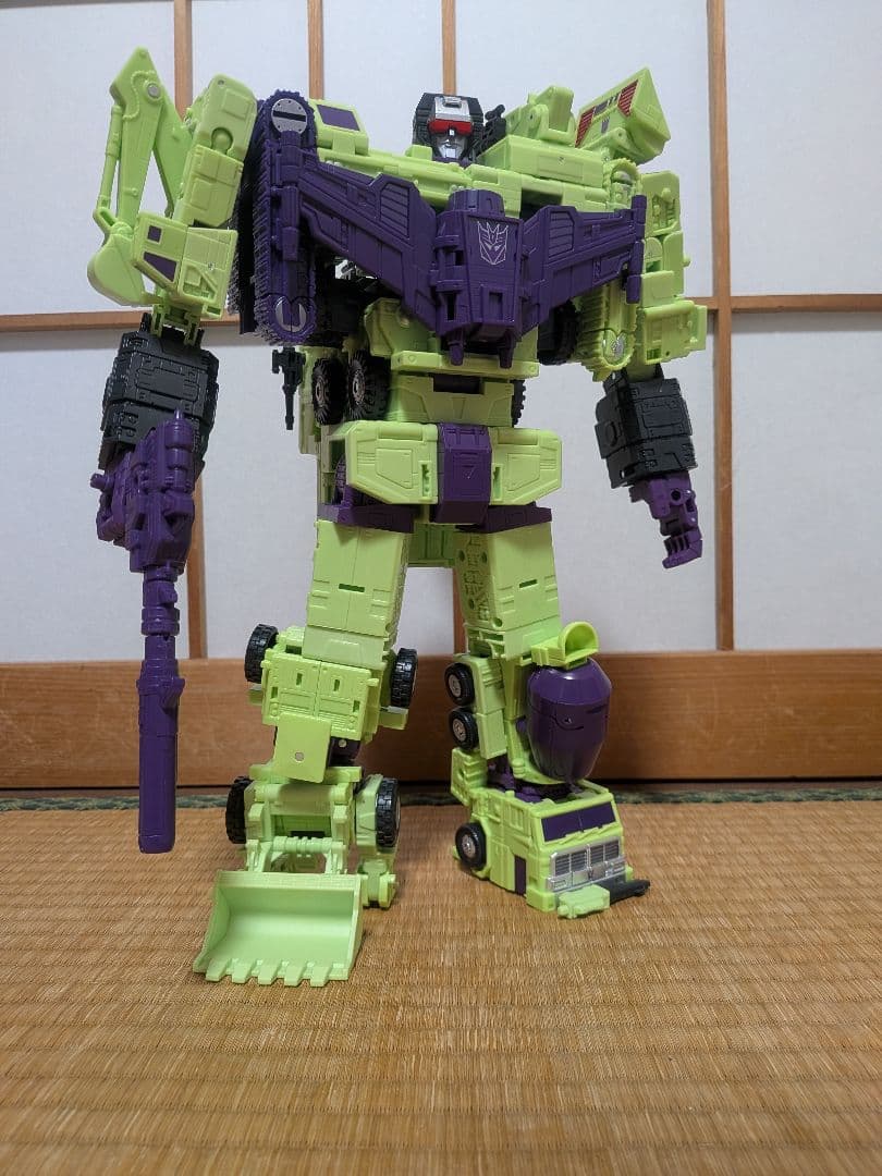 トランスフォーマー　ss デバステーター