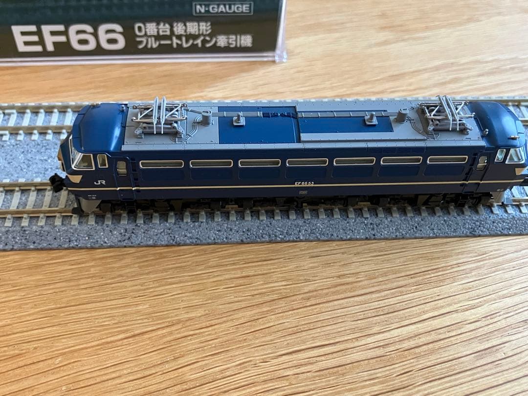KATO 24系/14系寝台特急「さくら・はやぶさ/富士」+牽引車（EF66）
