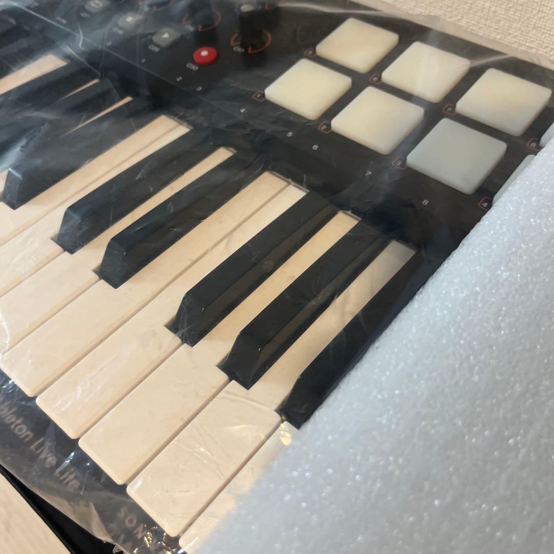 M-AUDIO Oxygen 49 MIDIキーボード