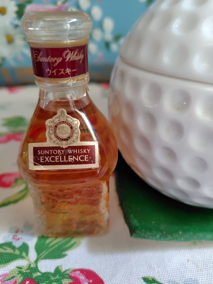 ニッカウヰスキー ゴルフボールボトル サントリー　ウイスキー ミニボトル