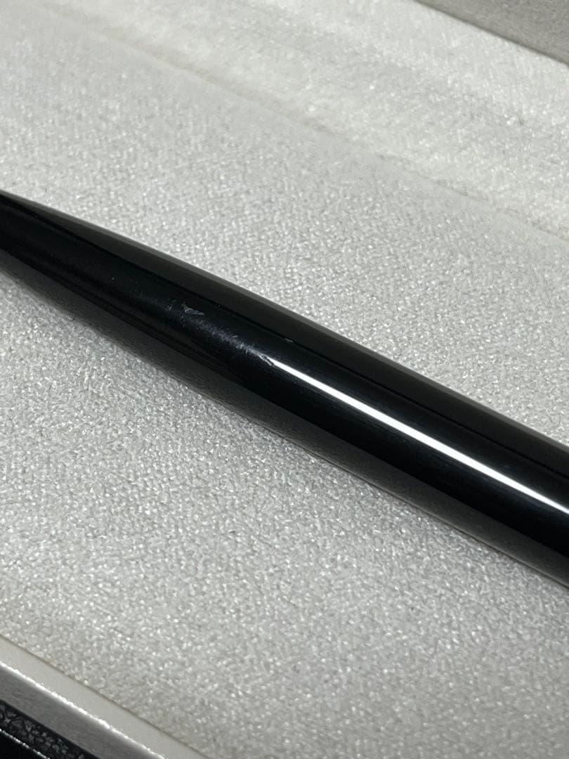 m*e様 モンブラン ヘリテイジコレクション ルージュ&ノワール ボールペン