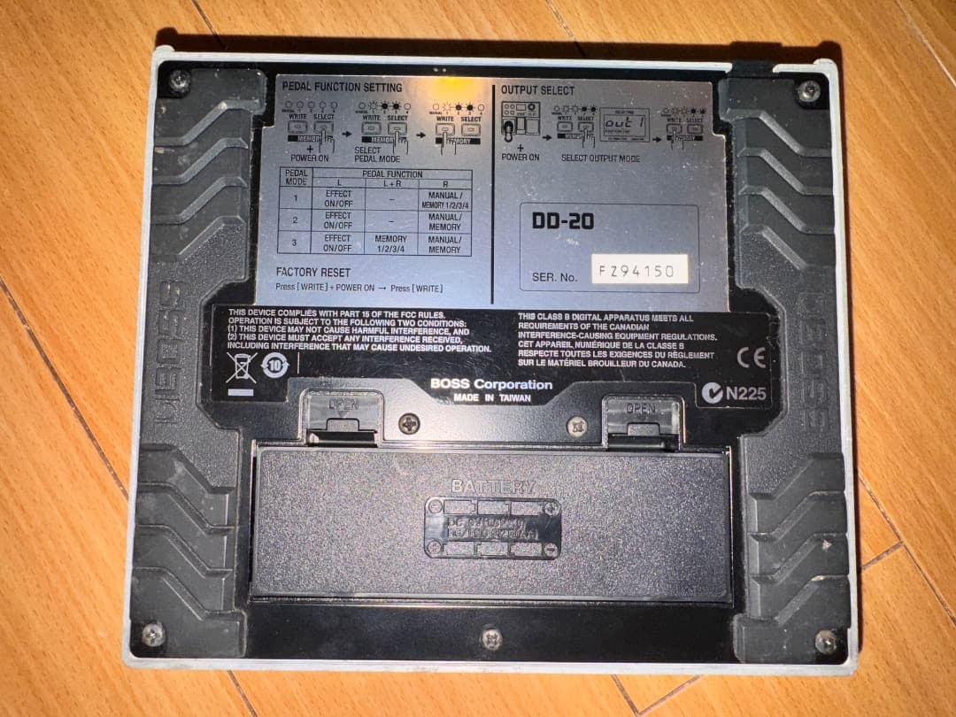 ギター BOSS Giga Delay dd-20