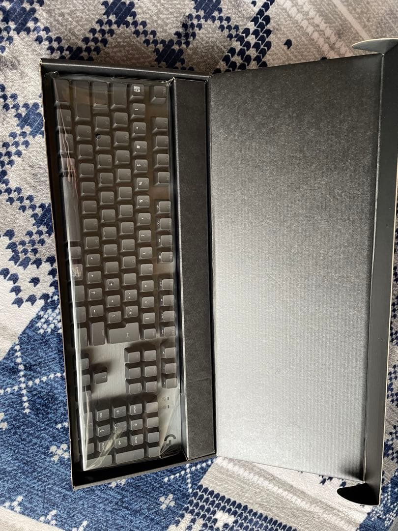 【ケンケン】Logitech G512 CARBON