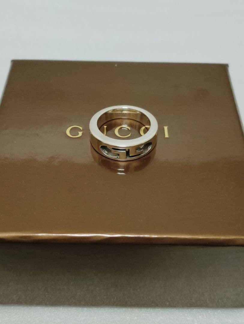 GUCCI ダブルGカットアウトリング