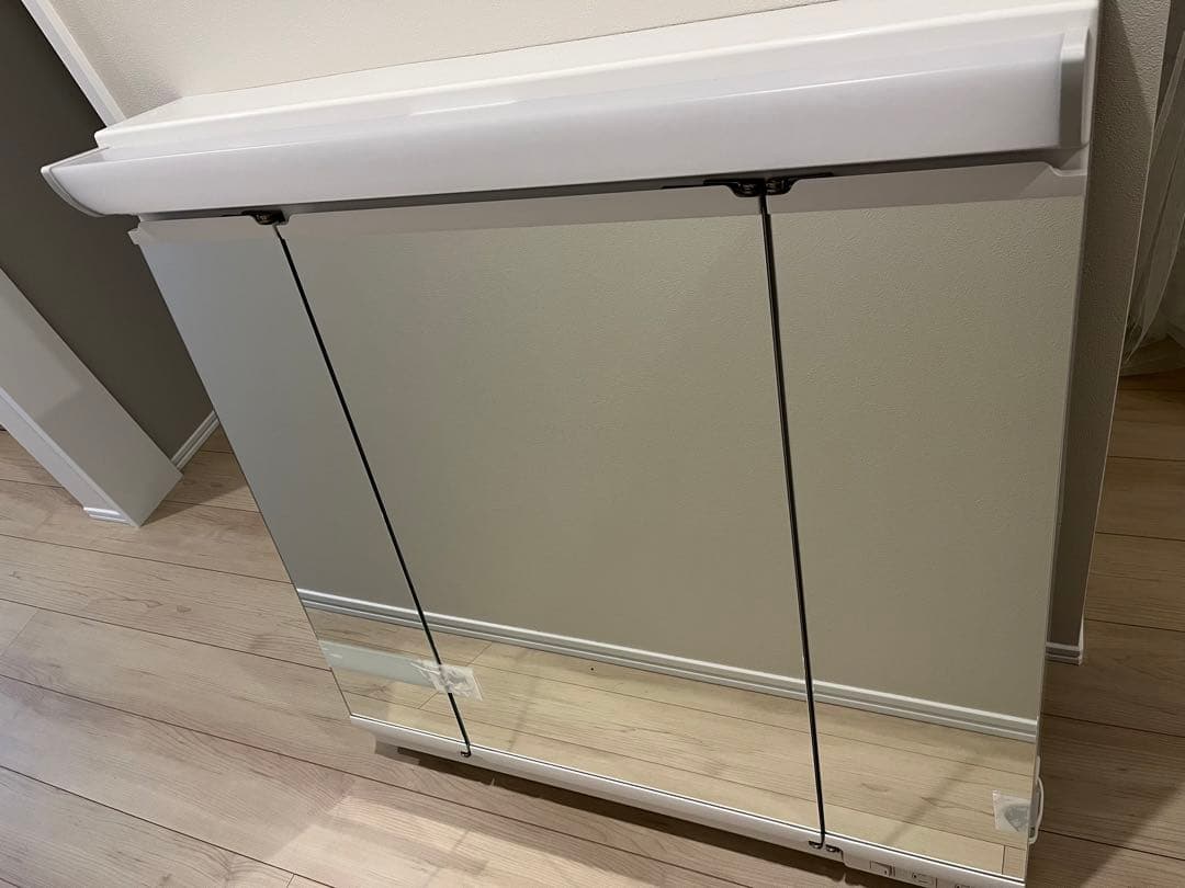 タカラスタンダード　エリシオ　洗面ミラー　三面鏡