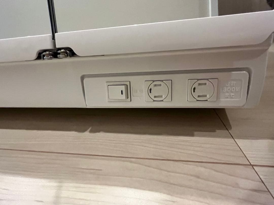 タカラスタンダード　エリシオ　洗面ミラー　三面鏡