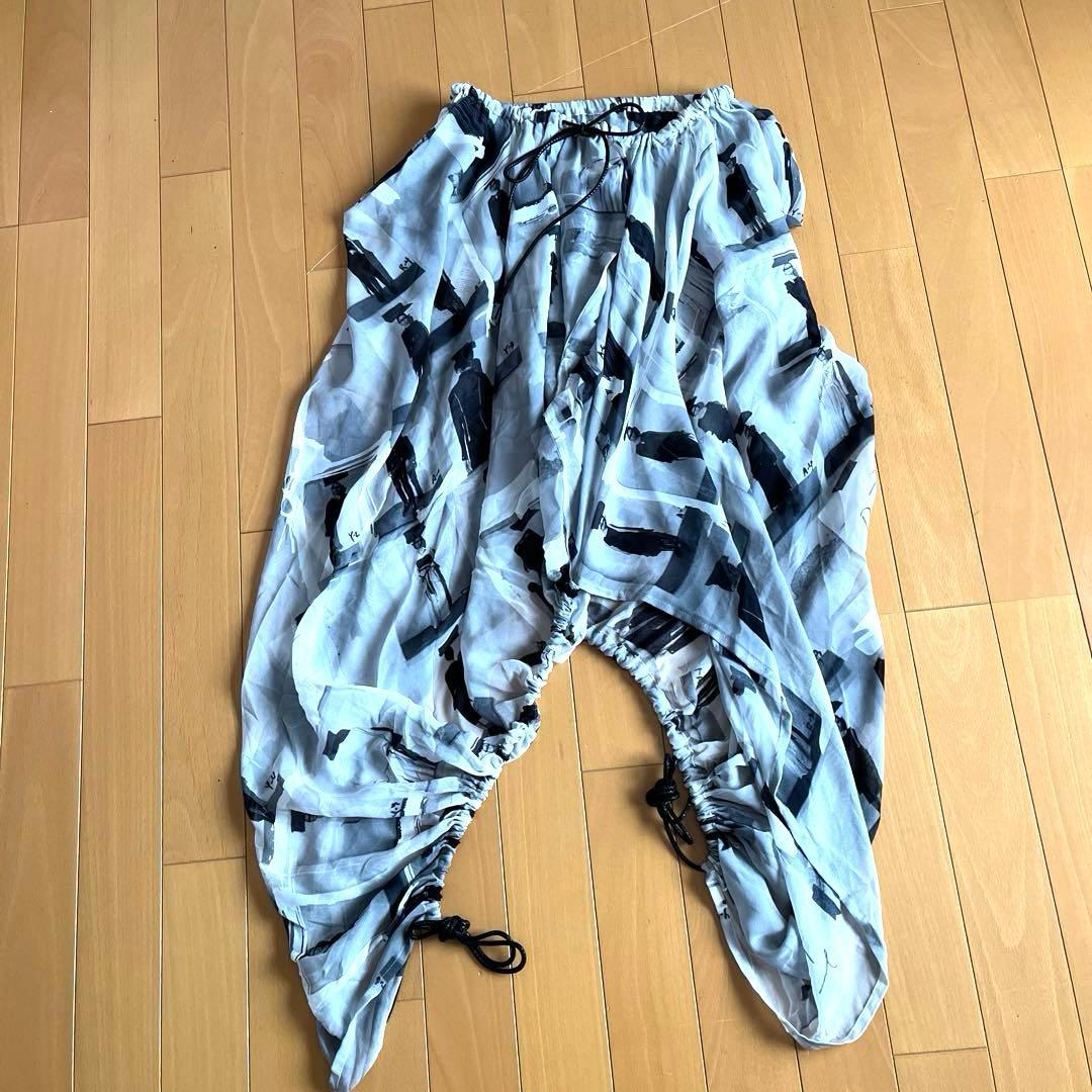 リミフウ　写真プリント　グレー ブラック スカート