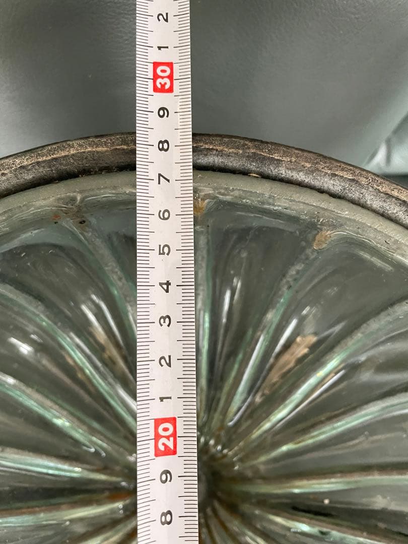 フラワーアレンジの器