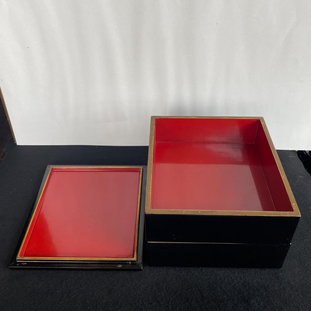 天然木 溜無地 五段重 蓋二枚 内朱塗 重箱 木箱入 木製 漆器 漆芸 骨董