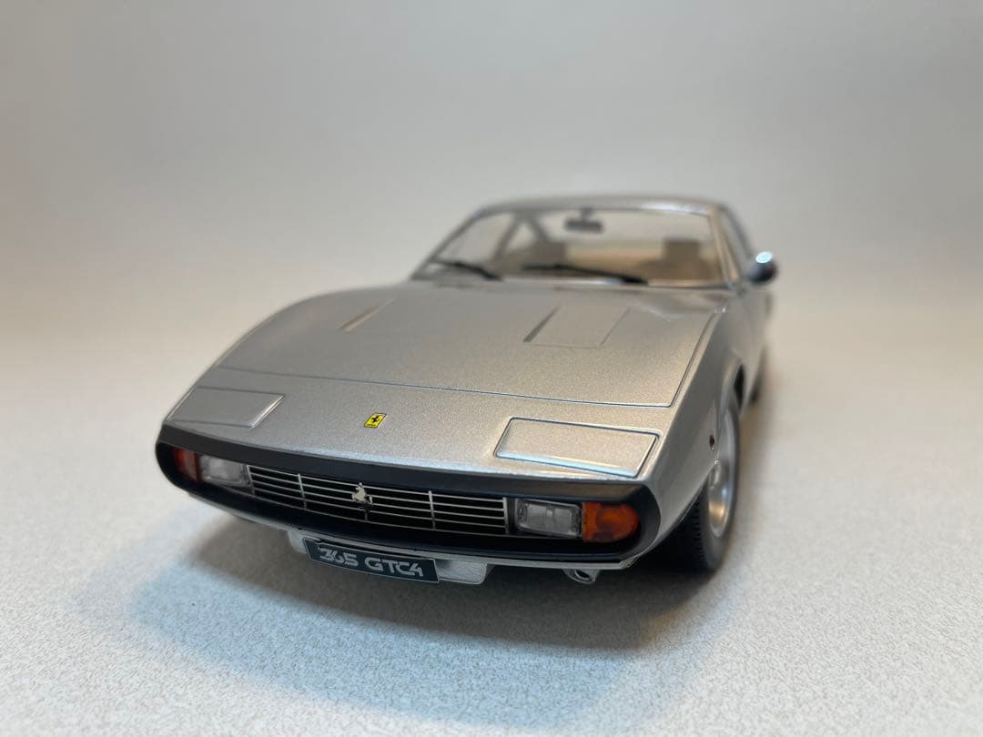 KK-scale 社製 1/18 フェラーリ365GTC/4！