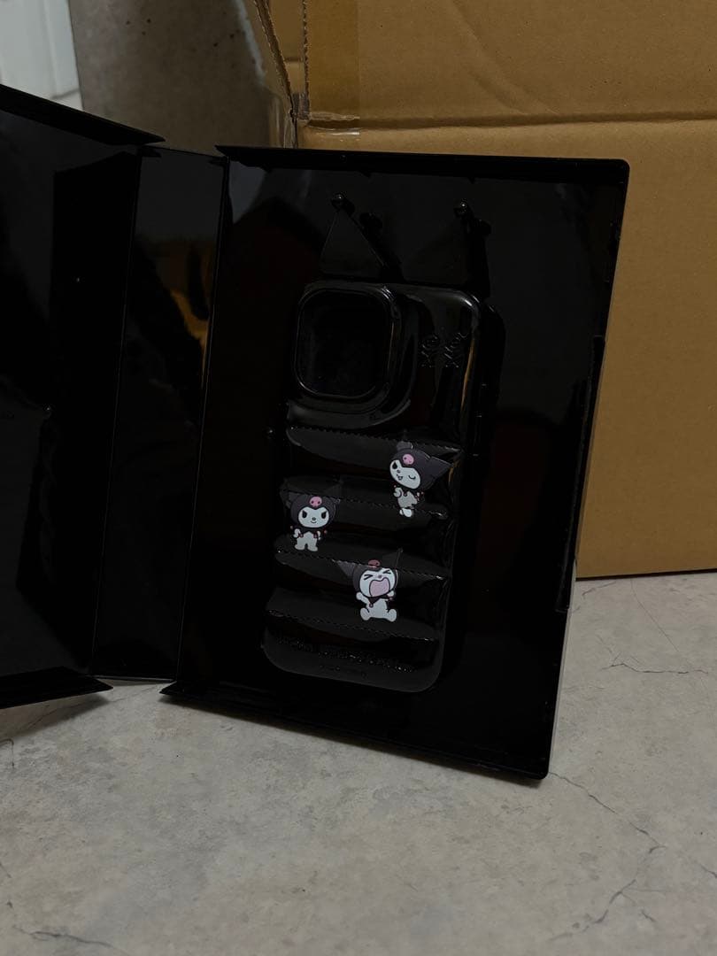 urbansophistication - クロミ　iPhone17