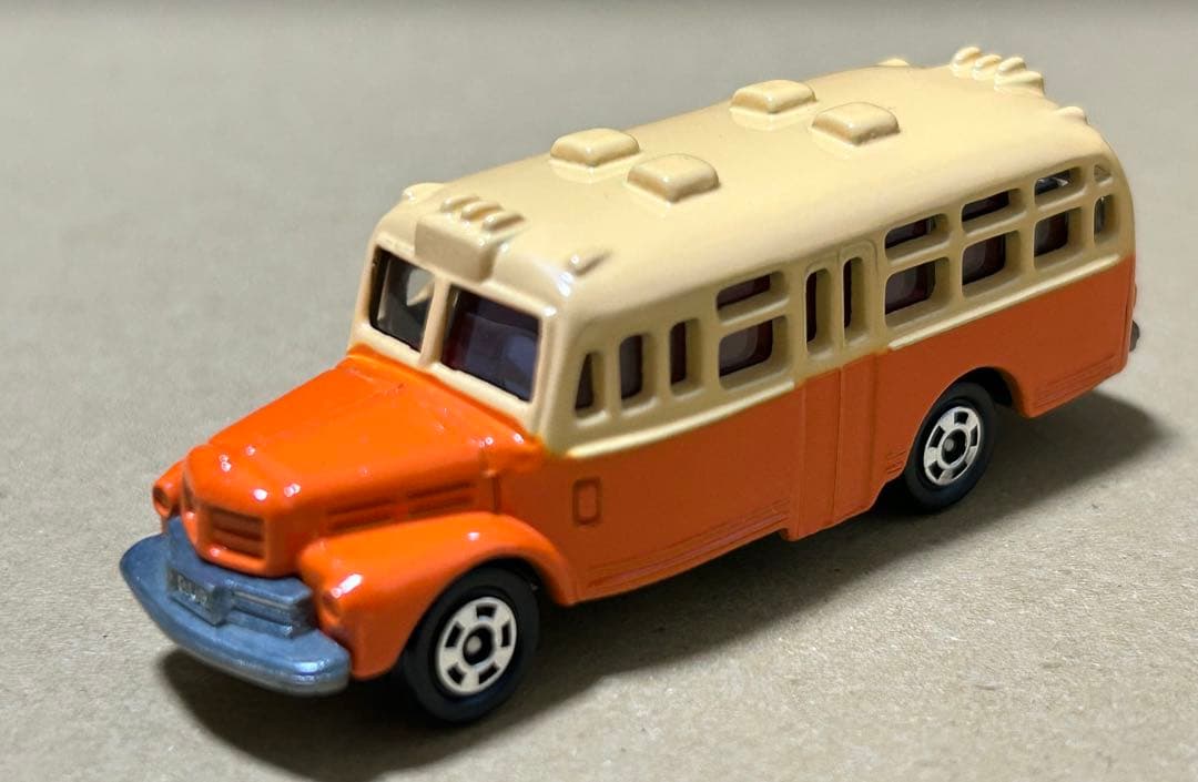 トミカ いすゞ ボンネットバス ギフトセットバラし