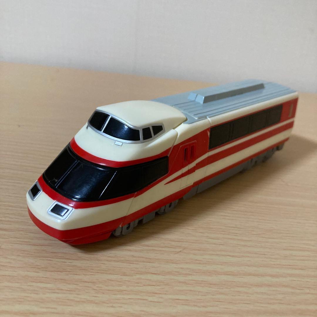 ヒカリアン　小田急ロマンスカー