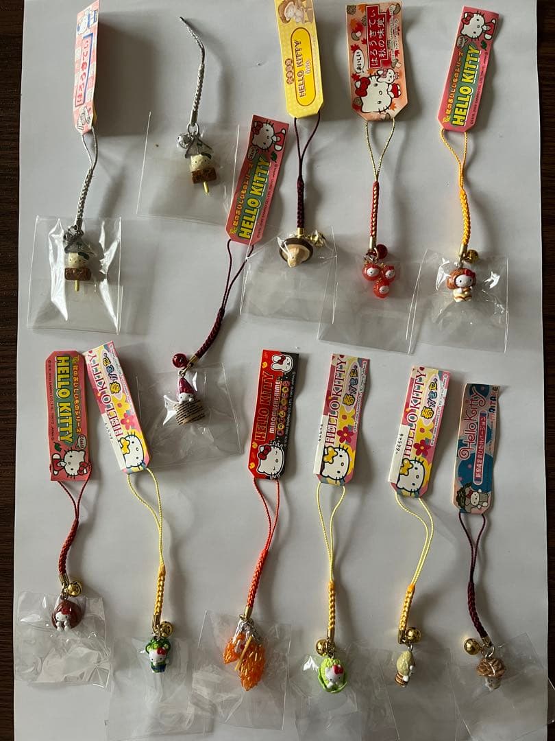 コレクターさん必見‼️ ハローキティ ストラップセット 148個