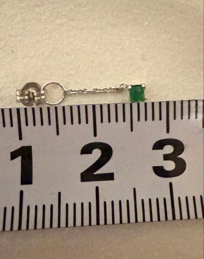 ★エメラルド K14WG スィングキャッチピアス★