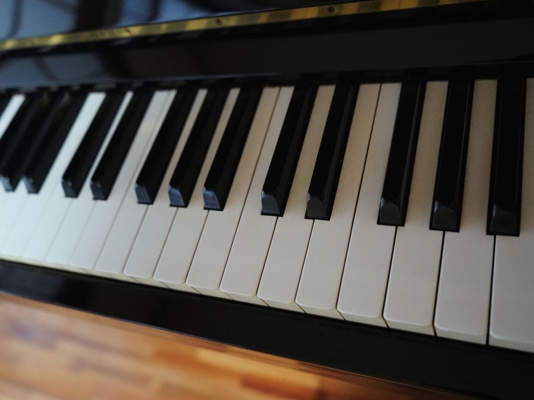 VICTOR V-7 アップライトピアノ (日本製)