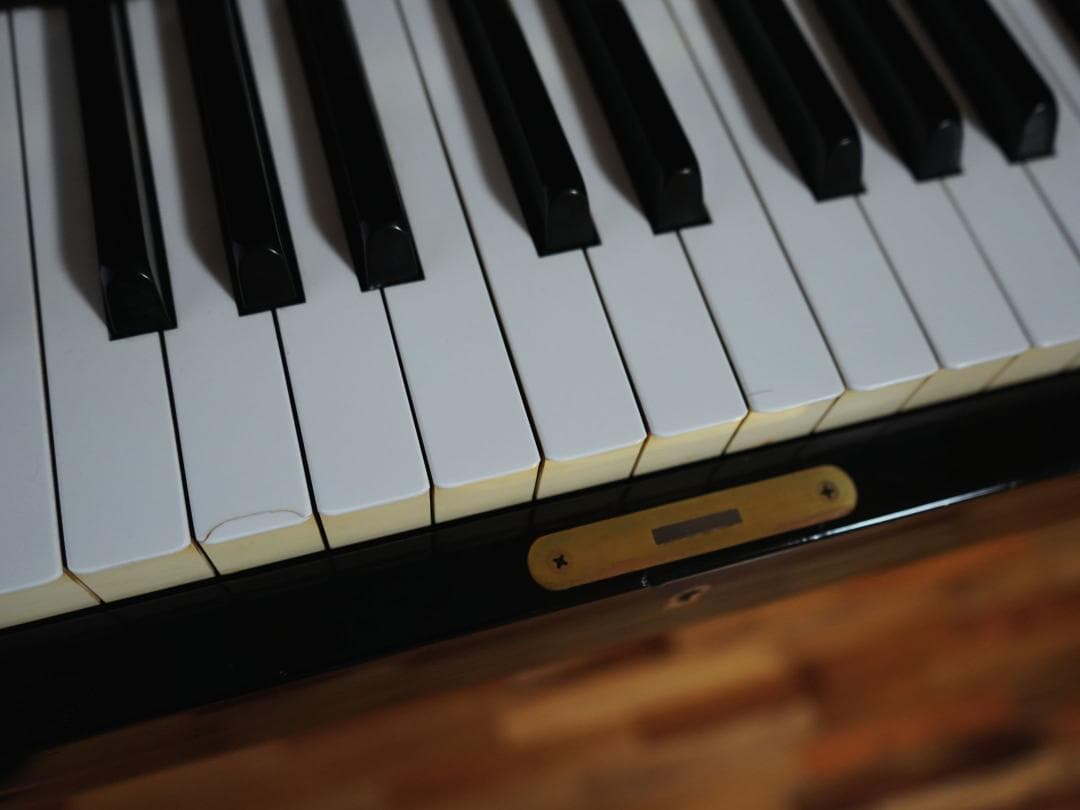 VICTOR V-7 アップライトピアノ (日本製)