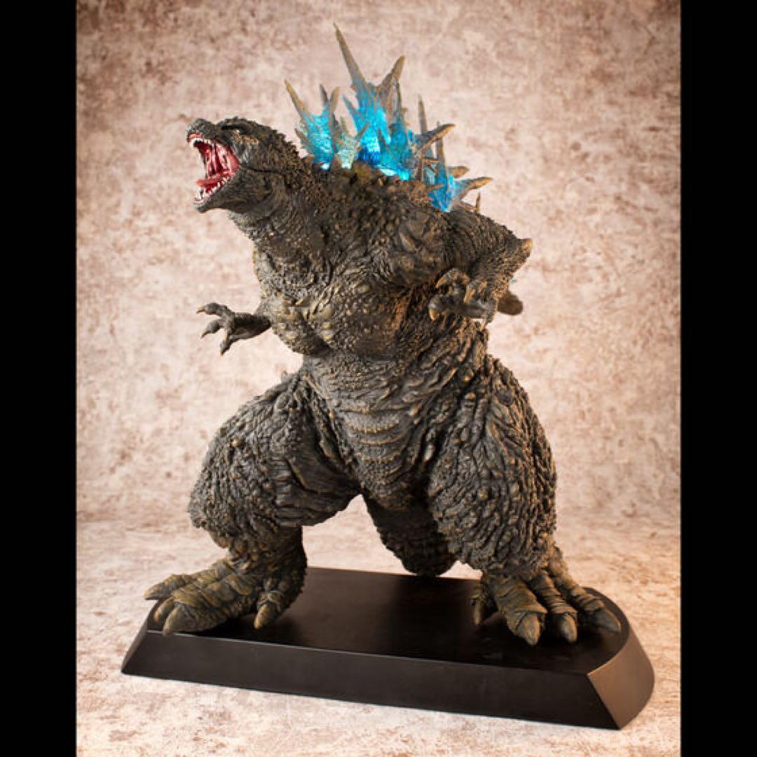 UA Monsters ゴジラ(2023) 銀座強襲時イメージカラー