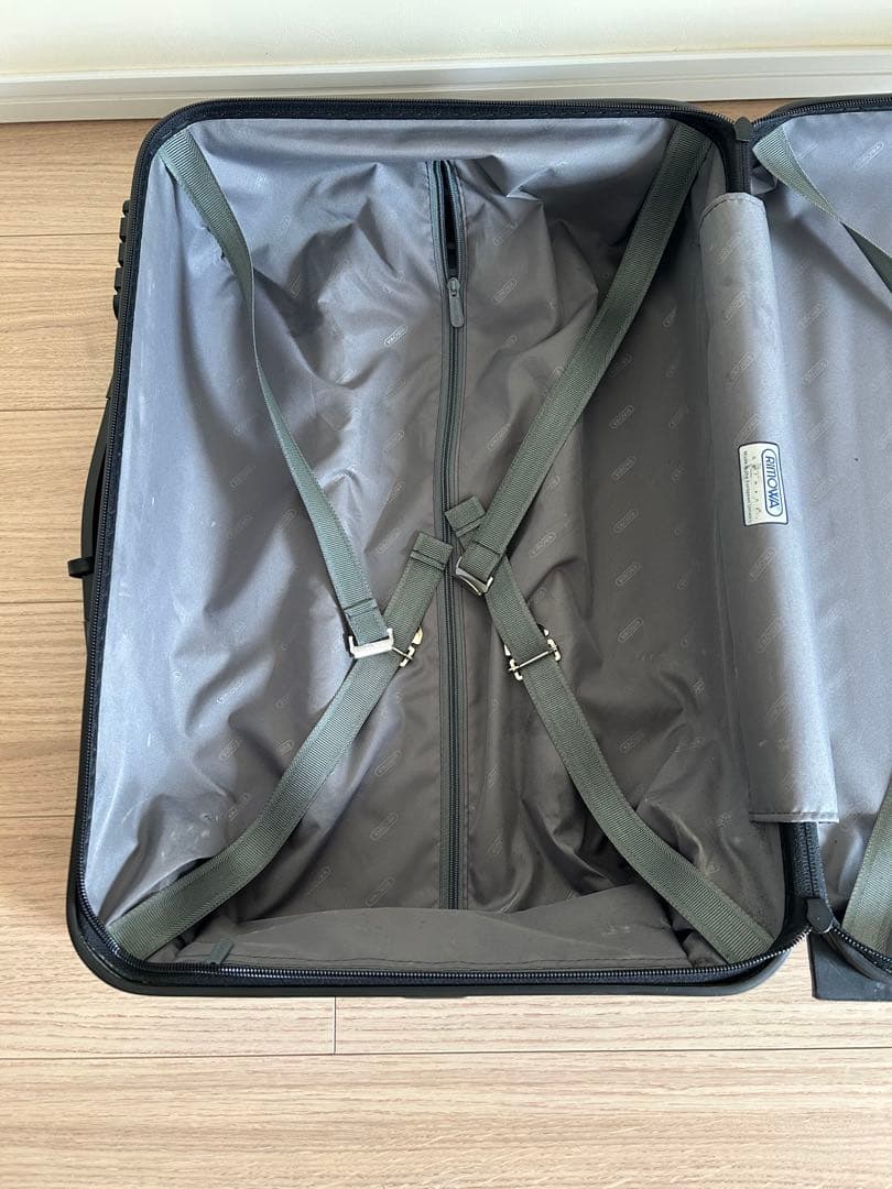 RIMOWA リモワ サルサ 2輪 キャリーケース 35L ブラック 黒