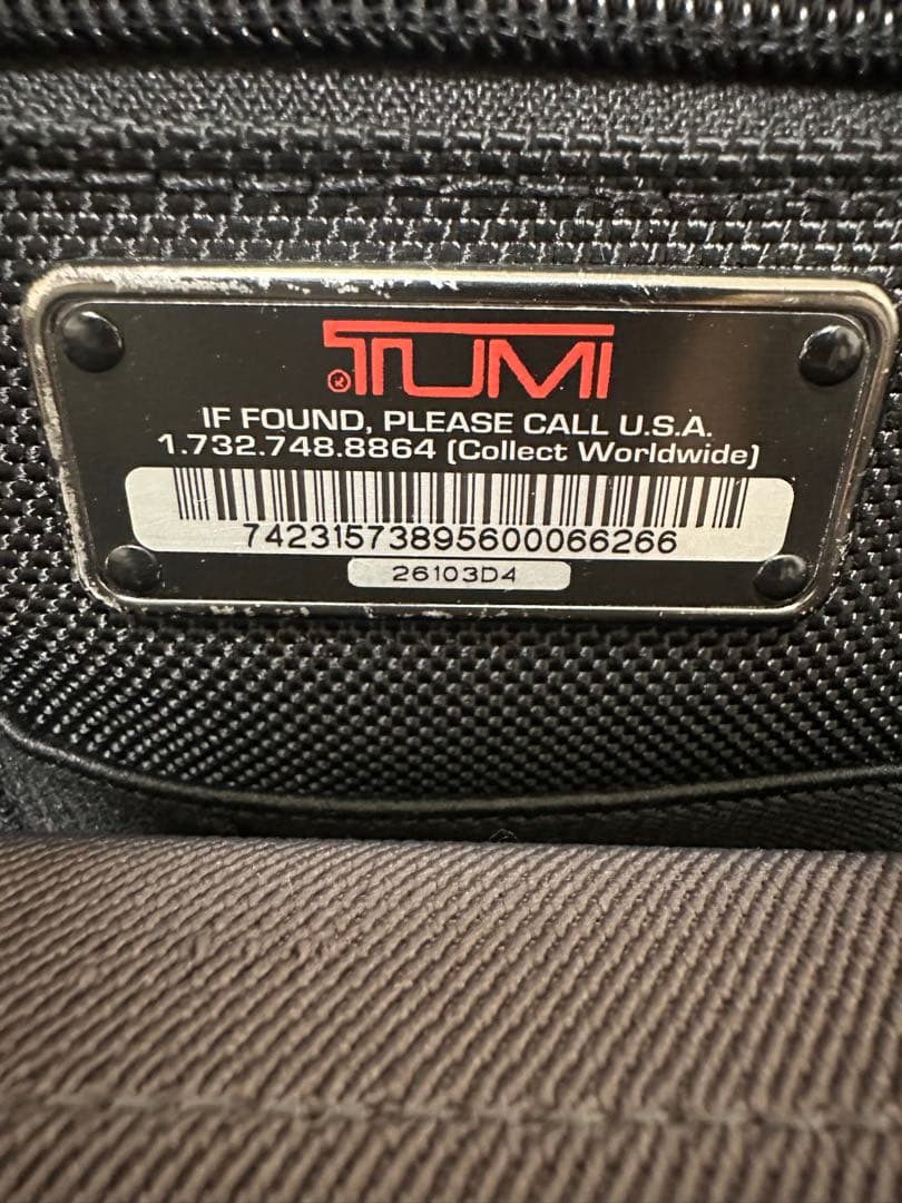 TUMI キャリー ビジネスバッグ 機内持込可能 ブリーフケース 26103D4
