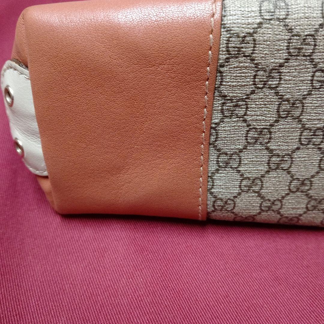 GUCCIブタさんポーチ