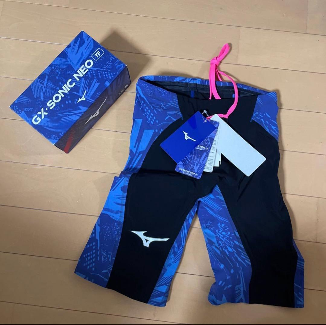 MIZUNO ミズノ　競泳水着 GX SONIC NEO N2MB150520