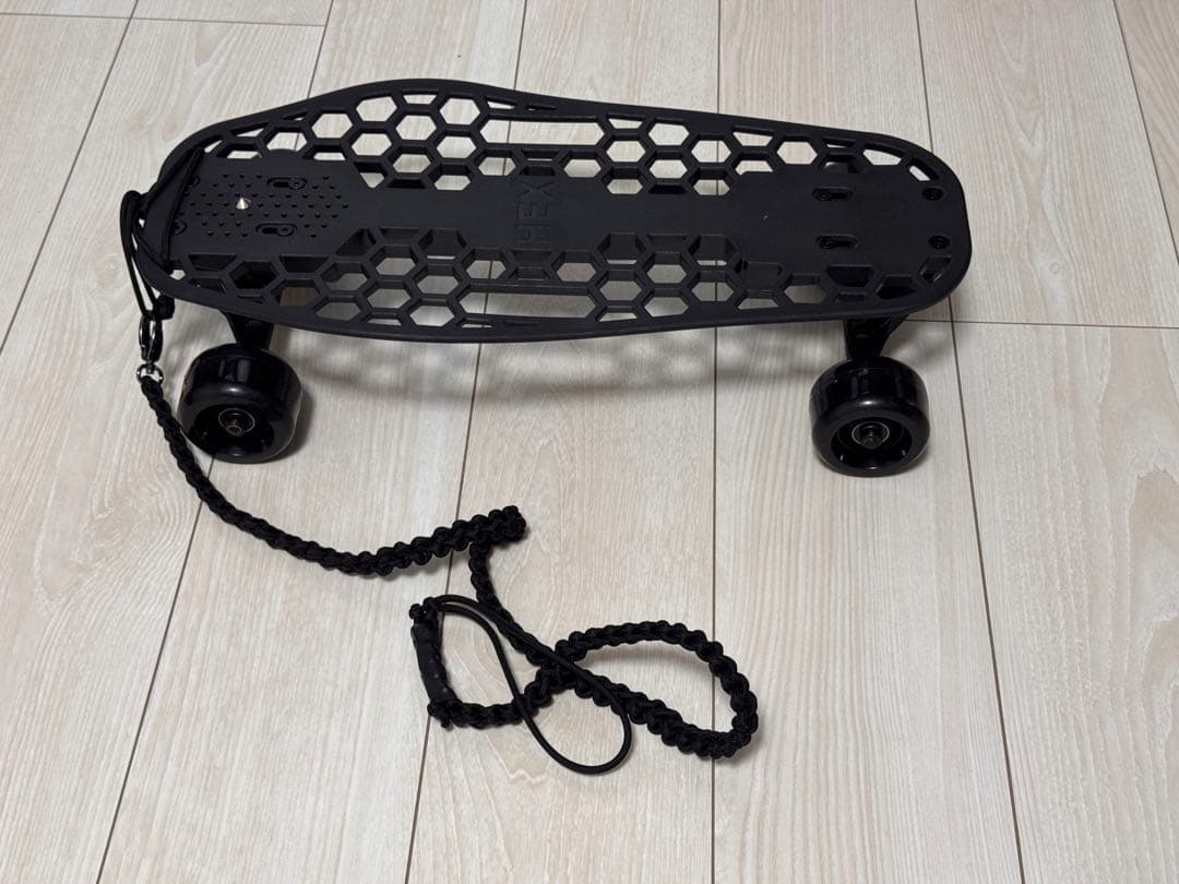 Hex ハニカム構造 ブラック スケートボード