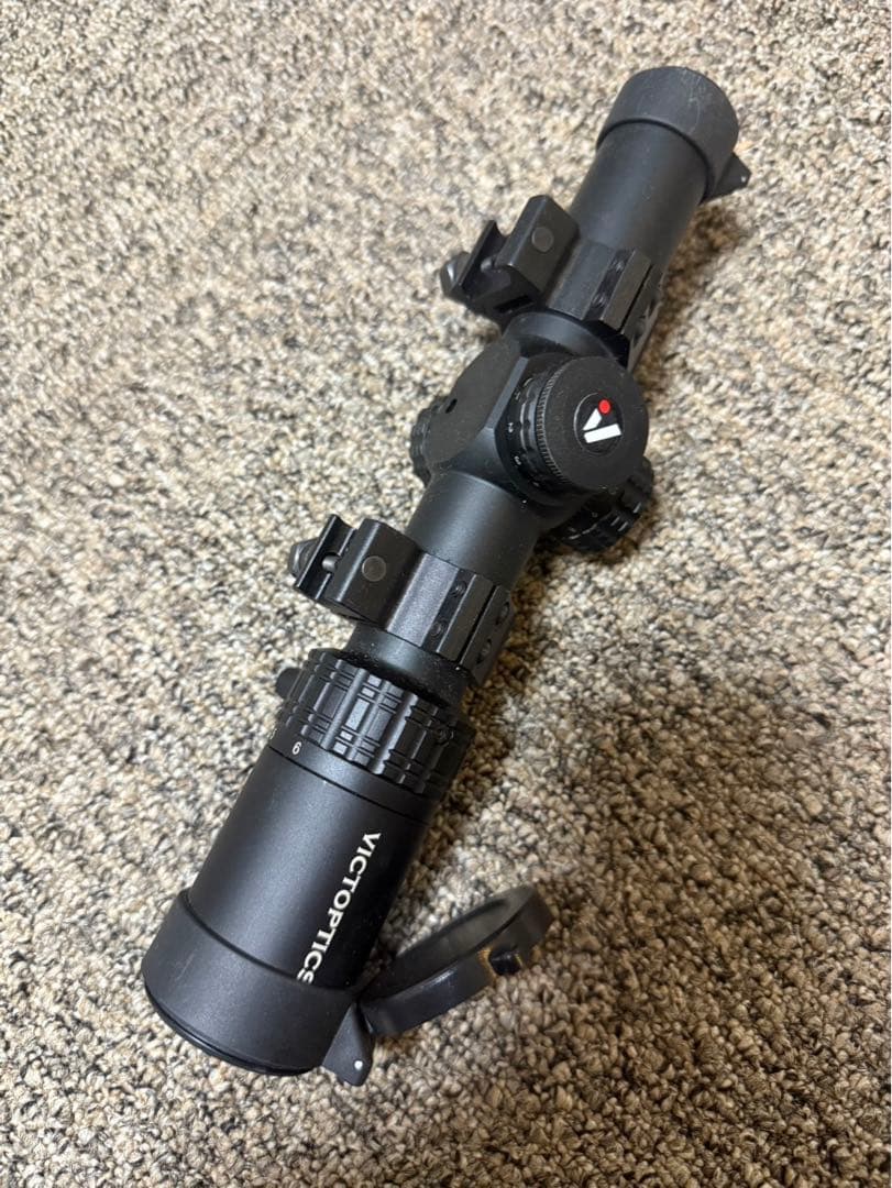 Vector optics 1-6倍　スコープ　サイト