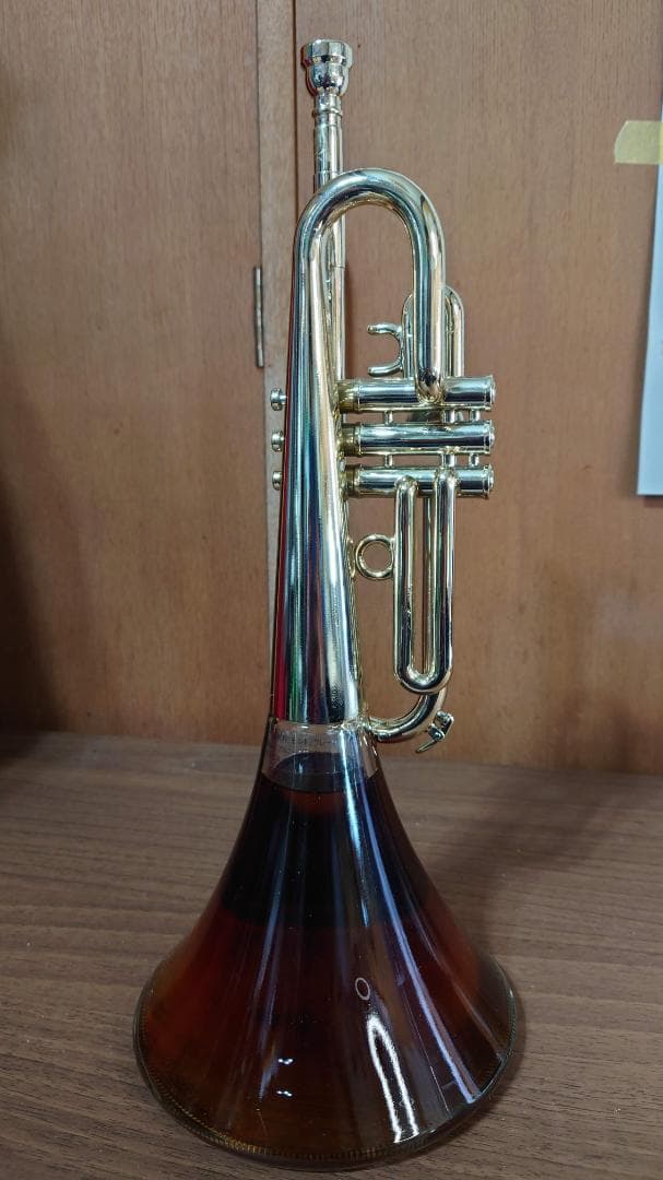 未開栓 サントリー 響 ウイスキー 43% トランペットボトル 500ml