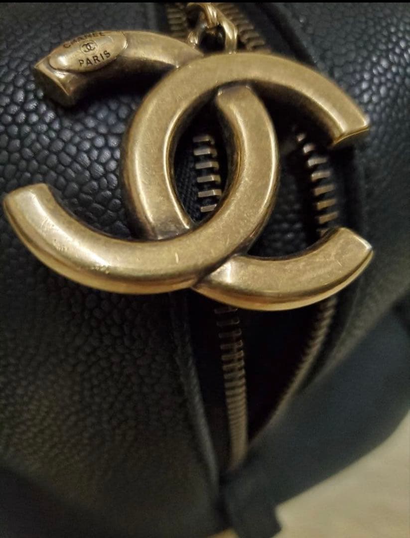 CHANEL キャビアスキン　2wayショルダーバッグ