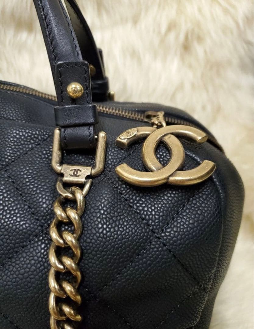 CHANEL キャビアスキン　2wayショルダーバッグ