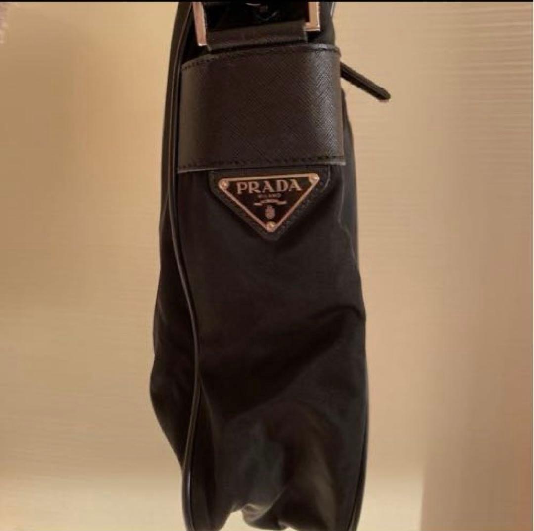 プラダ ショルダーバッグ　ユニセックス＊内側破れあり‥軽く縫っています