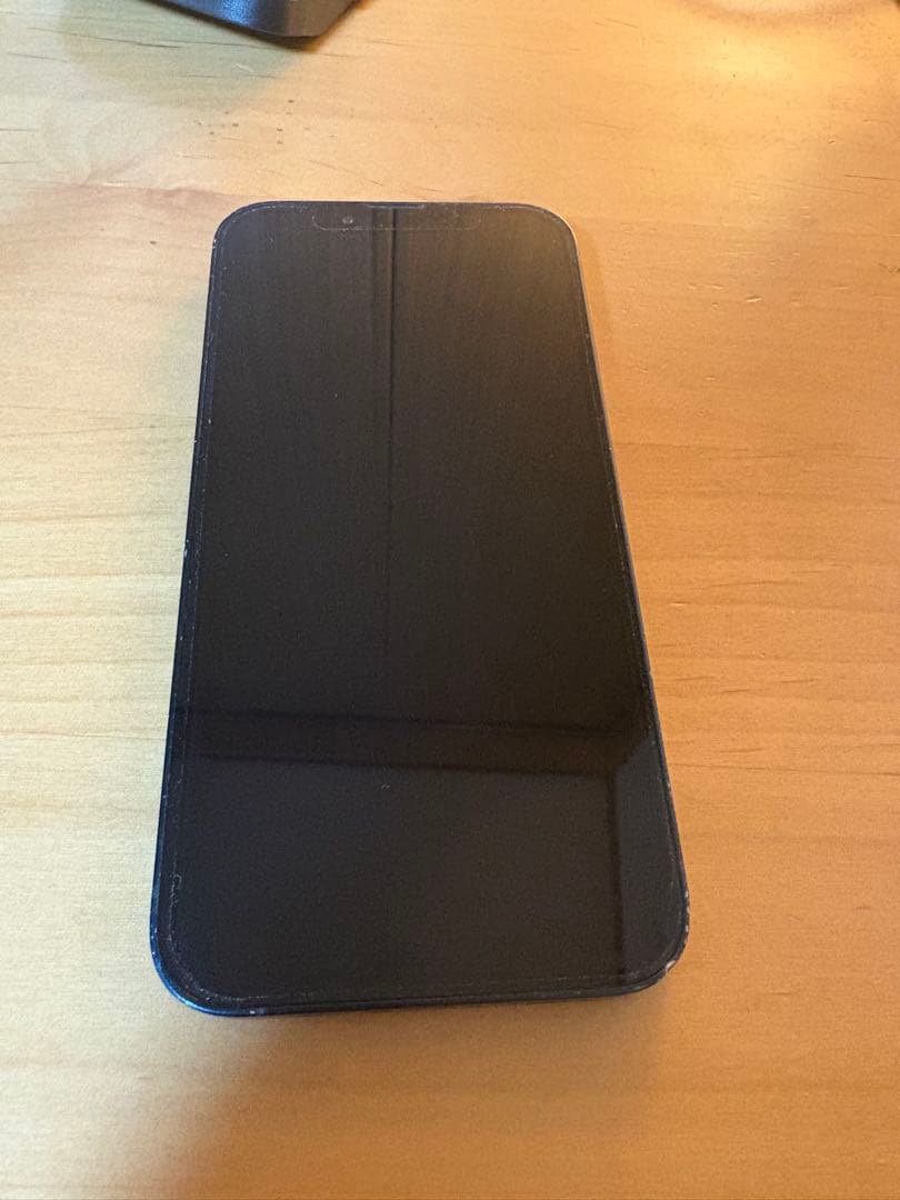 iPhone 13ブルー