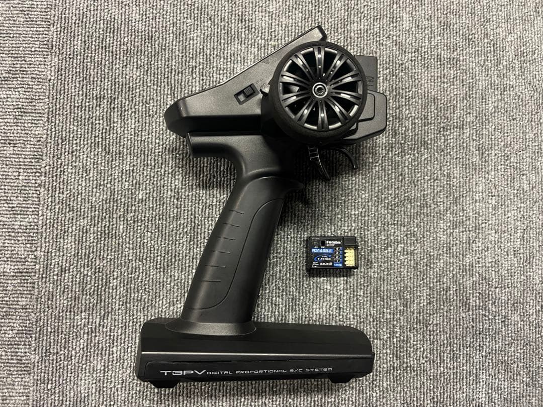 フタバ3PV送信機　受信器