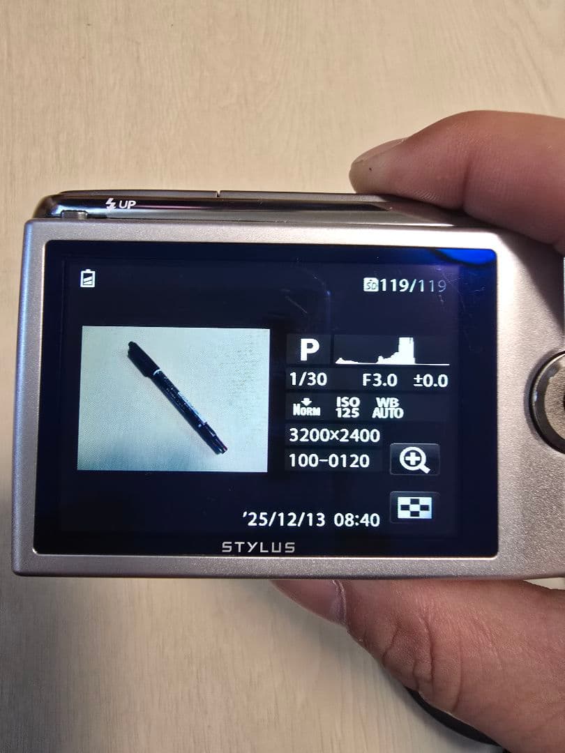 OLYMPUS SH-60コンパクトデジタルカメラ