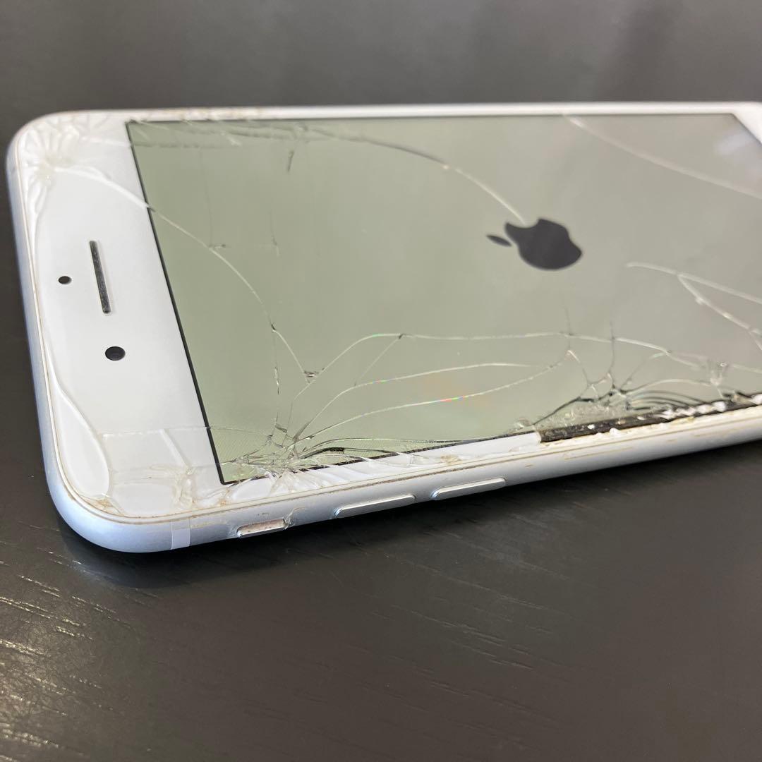 Apple iPhone 8 Plus 64GB シルバー