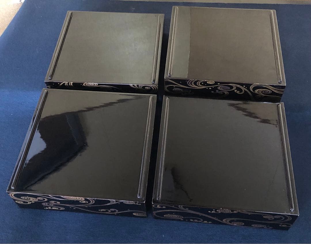 《R》黒内朱 波蒔絵 四段重 替蓋付 木製漆器 木箱　260121き6