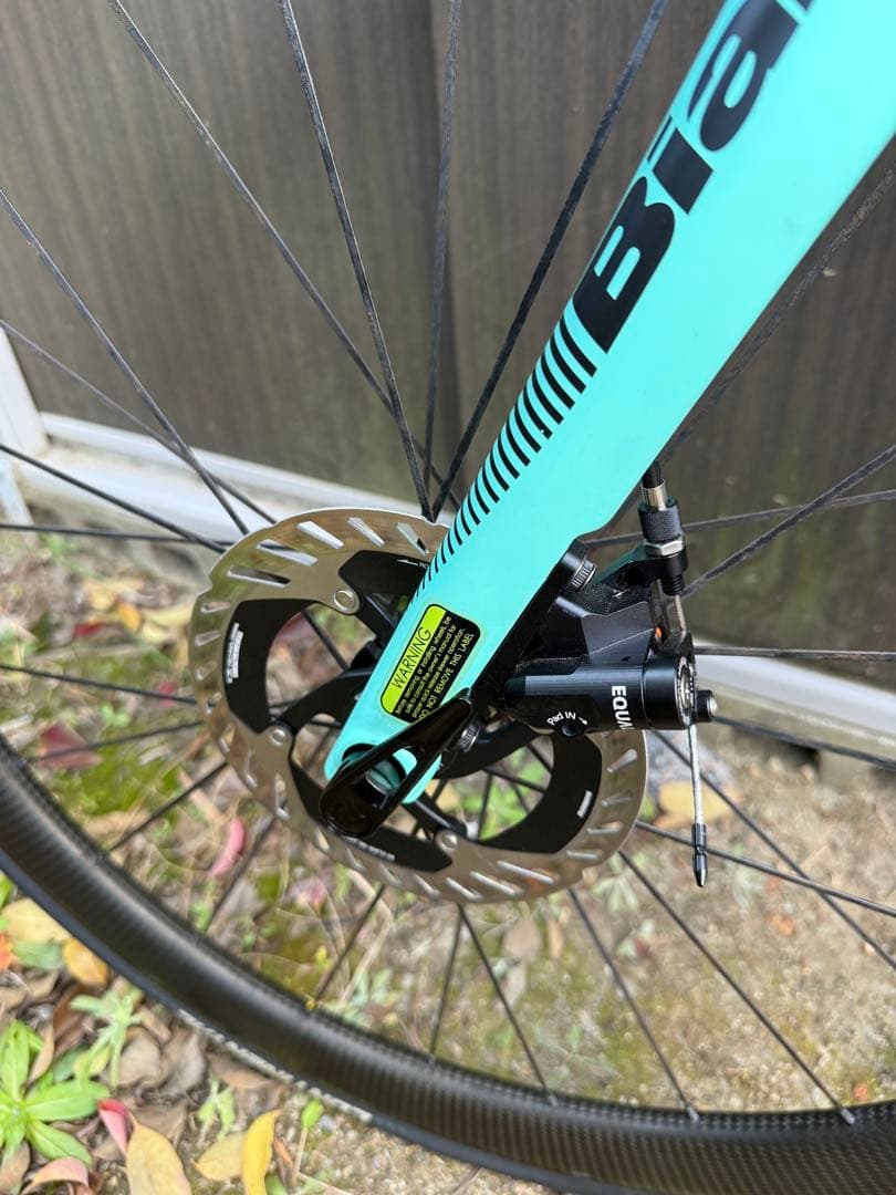 Bianchi OLTRE XR3 Di2 11速　機械式ブレーキ