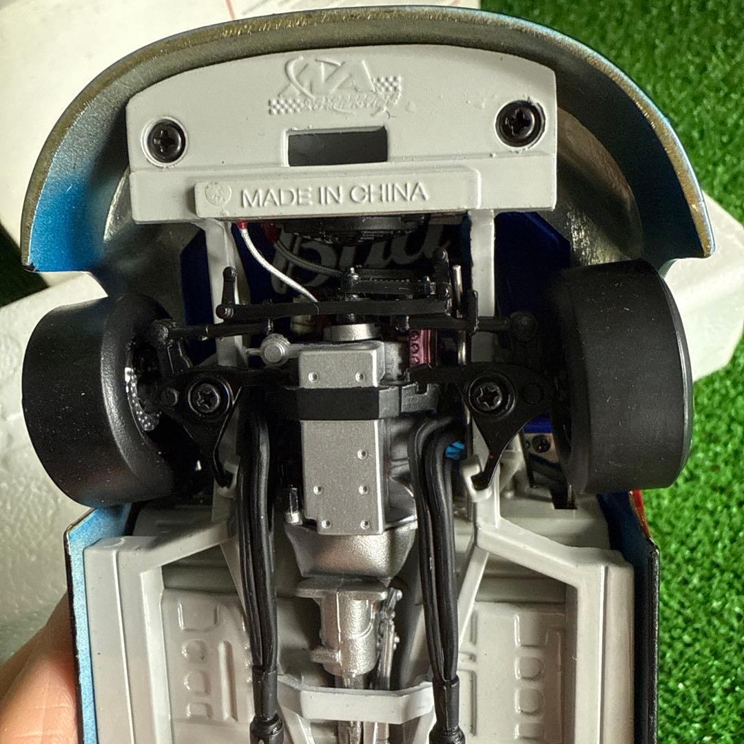 ＆【A0118】激レア 2007 デイル・アーンハートJR #8 レーシングカー